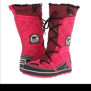 Sorel Footwear Glacy™ Explorer Boots (6)